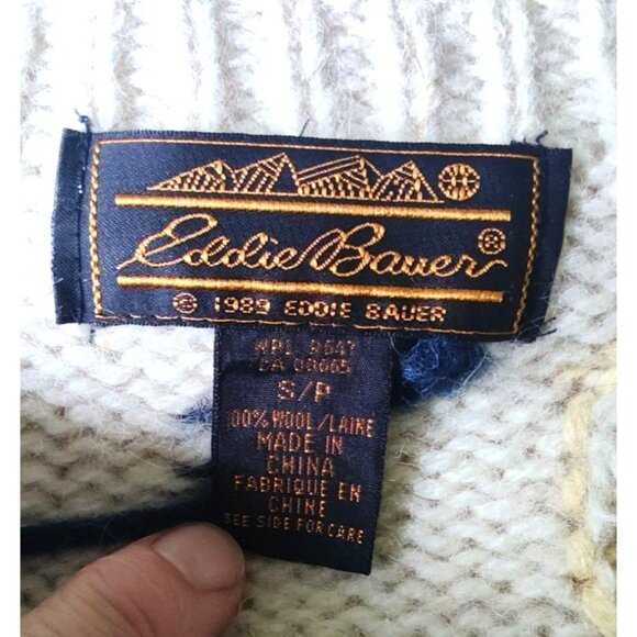 Vintage Eddie Bauer Women's Size Small Knit Village 100% Wool Cardigan Sweater - Picture 8 of 13